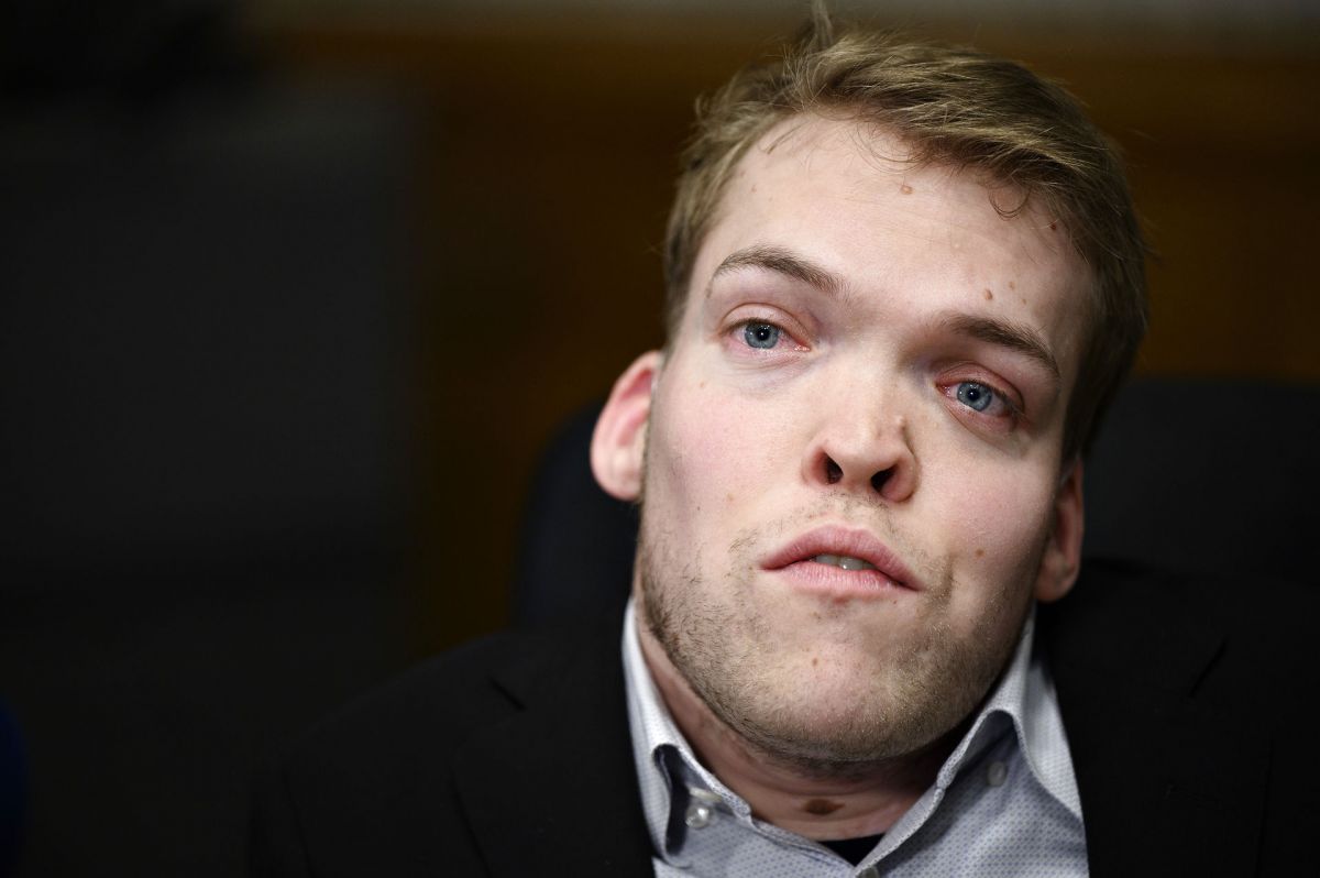 "Det her er en vidtgående beslutning, men det handler om børn og unges sundhed," siger udvalgsformand Kristian Hegaard (R).