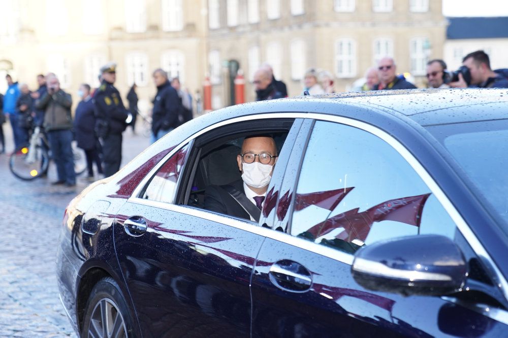 Den nye minister for Fødevarer, Fiskeri og Landbrug Rasmus Prehn på vej til Amalienborg.