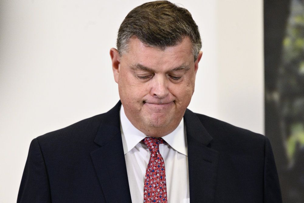 Afgående minister for fødevarer, fiskeri og ligestilling og minister for nordisk samarbejde Mogens Jensen (S) holder tale, da han overdrager Fødevarer, Landbrug og Fiskeriministeriet til Rasmus Prehn (S) samt ligestillingsministeriet til Peter Hummelgaard (S).