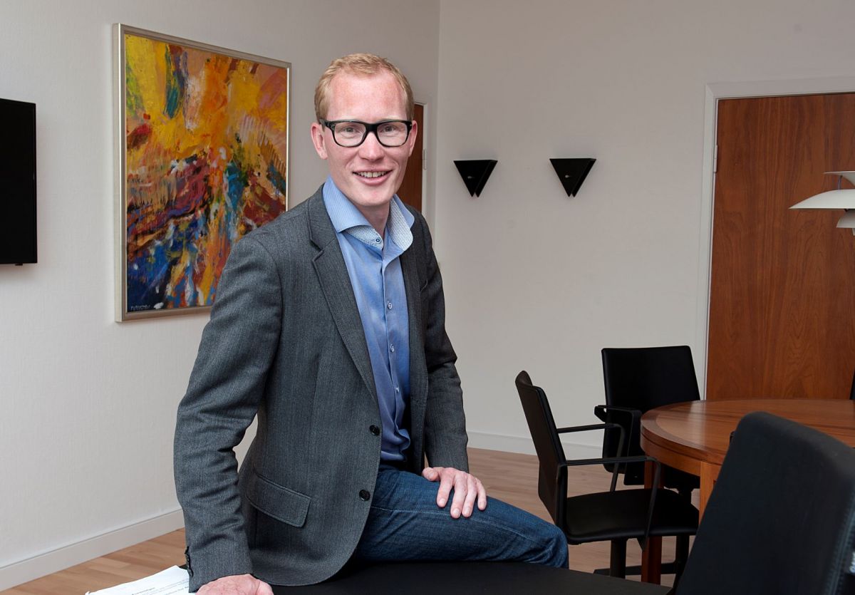 Borgmester Henrik Hvidesten (V) er vred over at stå helt uforberedt med en opskræmt egn.