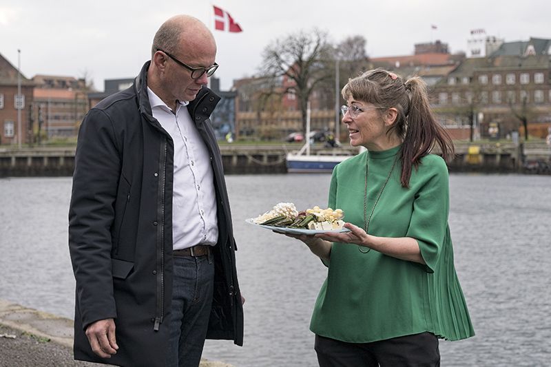 Borgmester Jørn Pedersen (V) håber, at koldingenserne tager godt imod projektet og har mod til at prøve nye fødevarer og kostvaner, som professor og projektleder på SDU Danielle Wilde kommer til at præsentere i Food2030-projektet.