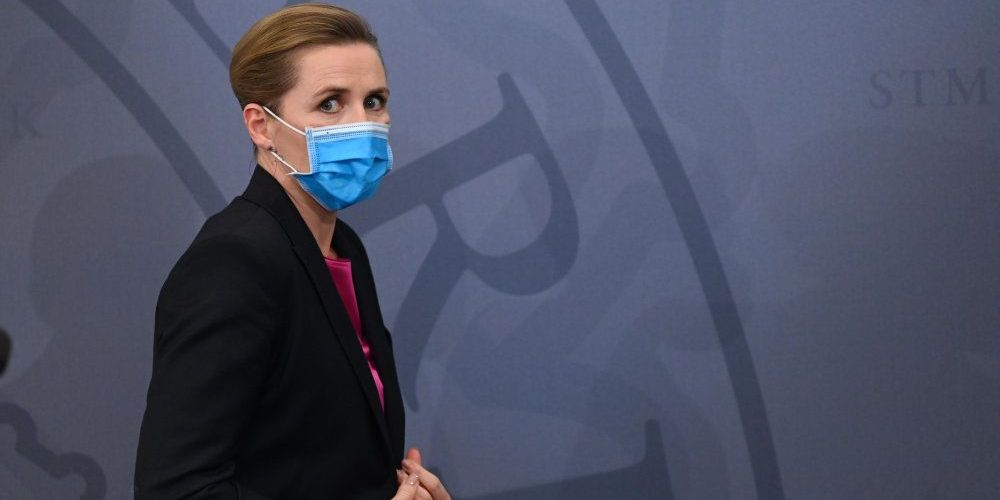 Statsminister Mette Frederiksen (S) opfordrer kraftigt til, at borgere i syv berørte kommuner holder sig indenfor deres egen kommunegrænse.