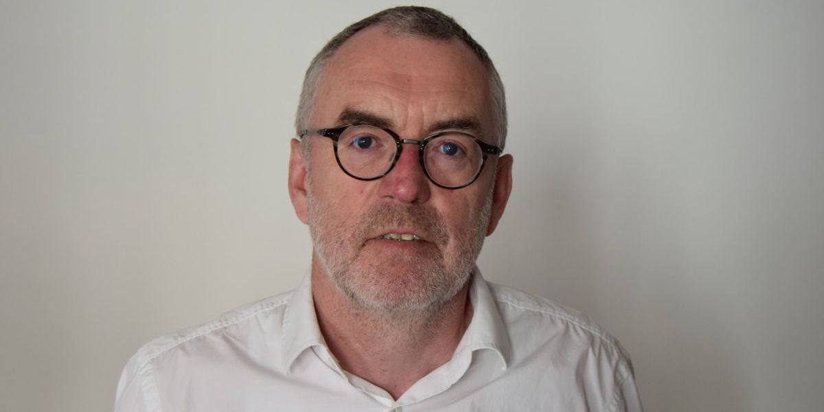 Ifølge chefredaktør, Arne Ullum, giver politikerne på Christiansborg tomme 'corona-løfter', når de lover, at kommunernes og institutionernes merudgifter under corona ikke skal modregnes deres mindreudgifter.
