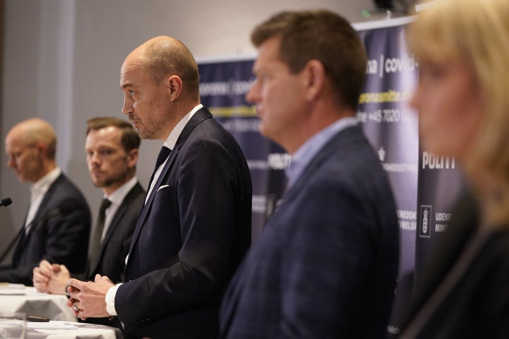 Sundhedsminister Magnus Heunicke (S) har torsdag meddelt, at 31 nye kommuner tilføjes listen over kommuner, der er ramt af skærpede restriktioner. I forvejen var 38 kommuner på listen.
