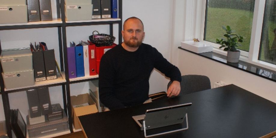 Ghettolisten har fået politikerne til at fokusere mere på beskæftigelse i en boligsocial helhedsindsats, siger projektchef i Fredericia, Kaster Søstrøm Müller. Han arbejder blandt andet med Korskærparken, der kom af ghettolisten i år.