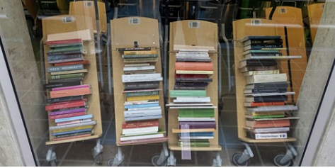 Bøgerne er blevet revet væk i forbindelse med det stop for fysiske udlån på bibliotekerne pga. covid-19.