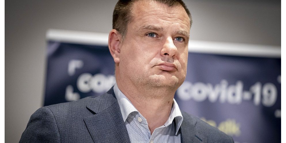 Lars Weiss (S), overborgmester i København, opfordrer kommunens borgere til at vise mådehold henover julen for at bremse smitten. (Arkiv)