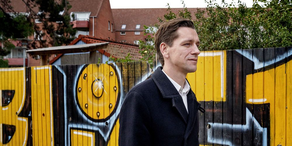 Den nye Indenrigsminister, Kaare Dybvad Bek, har rødderne forankret i udkantsdanmark, og har i mange omgange været skeptisk overfor den stigende centralisering i Danmark.