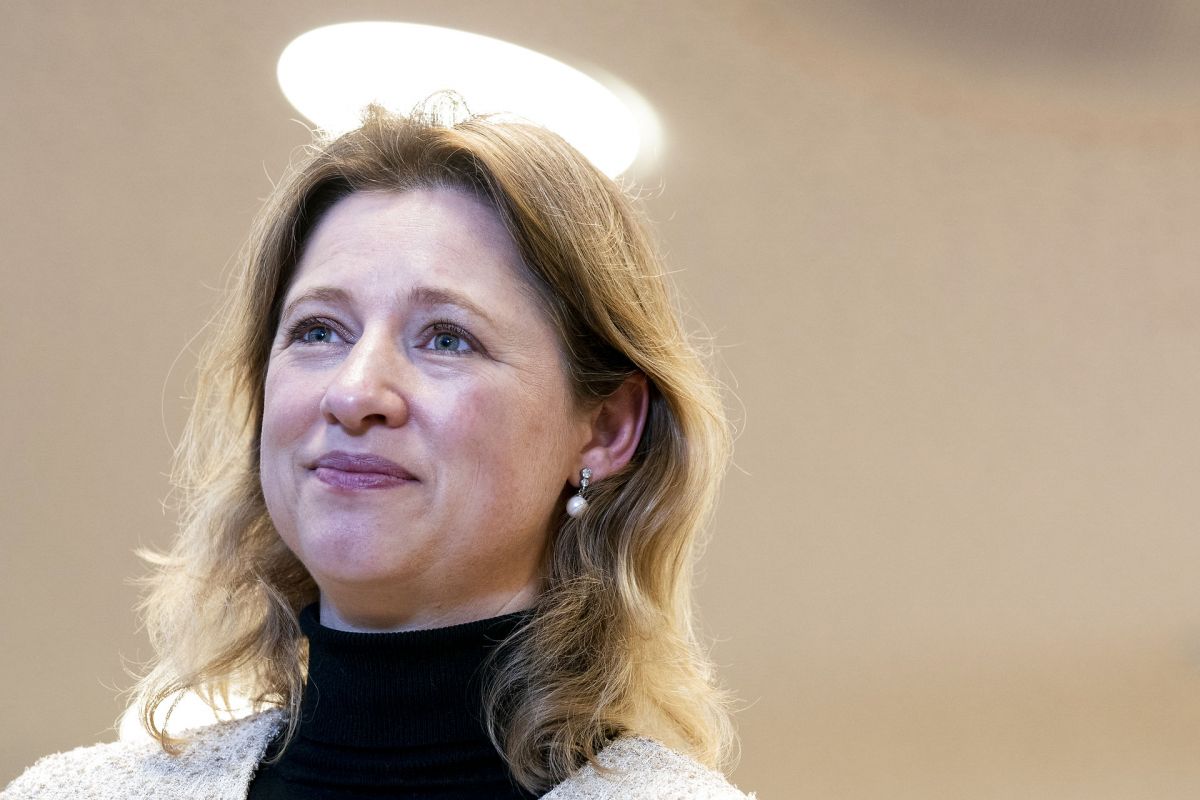 Nedlæg en tredjedel af parkeringspladserne i København, foreslår S-spidskandidat Sophie Hæstorp Andersen og skaber debat.