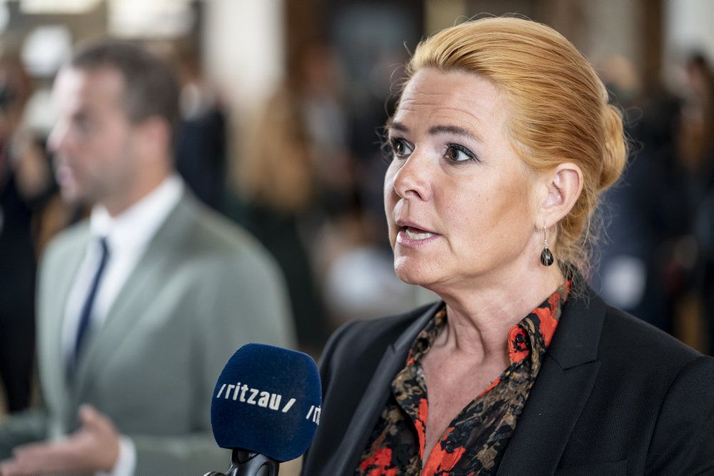 Det betyder grundlæggende ikke så meget, hvordan Folketinget tidligere har forholdt sig til ministre, der har været på kant med loven. Om der skal komme en rigsretssag mod Inger Støjberg (V) er til syvende og sidst et politisk valg, siger professor Sten Bønsing.