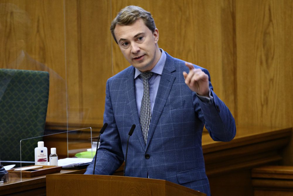 Morten Messerschmidt (DF) får tirsdag medvind i Folketinget til et forslag om, at Folketinget skal undersøge, om Danmark skal have et forfatningsråd, der uafhængigt kan vurdere, om ny lovgivning er i strid med grundloven.