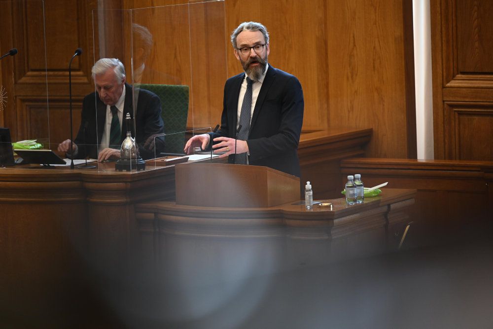Folketinget drøfter rigsretstiltale mod Inger Støjberg i Folketingssalen på Christiansborg i København.