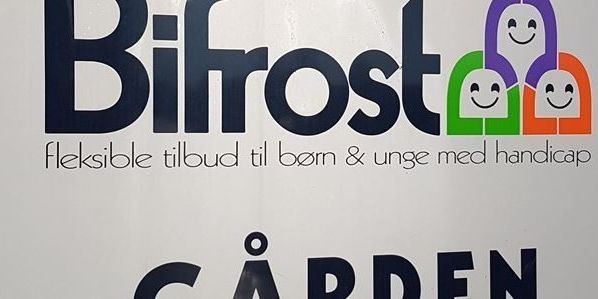 En tidligere ansat fra bostedet Bifrost ved Vejle er blevet dømt for uagtsomt manddrab, og Vejle Kommune afventer nu resultaterne af ekstern undersøgelse om bostedet. (Arkiv)