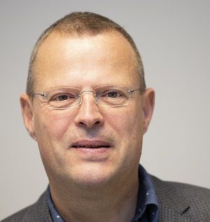 Claus Stensgaard Jensen er indstillet til at blive fyret som koncerndirektør på Bornholm. Han har valgt at kæmpe sin sag i offentligheden.