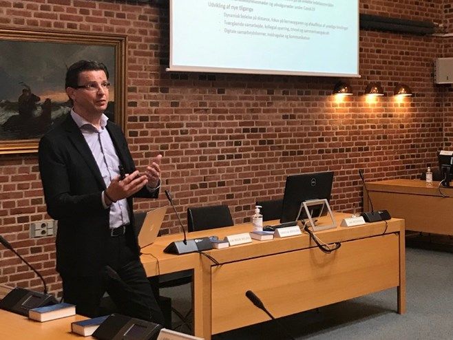 Kommunaldirektør i Norddjurs Kommune, Christian Bertelsen, mener, at det er vigtigt at diskutere og evaluere på håndteringen af corona.