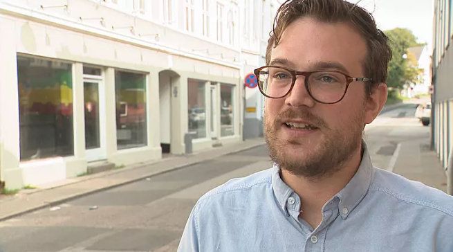 "Udvalgsformanden og forvaltningen har haft travlt med at tale problemerne ned i stedet for at løse dem," siger Kasper Fuhr Christensen, som er byrådspolitiker for Velfærdslisten.