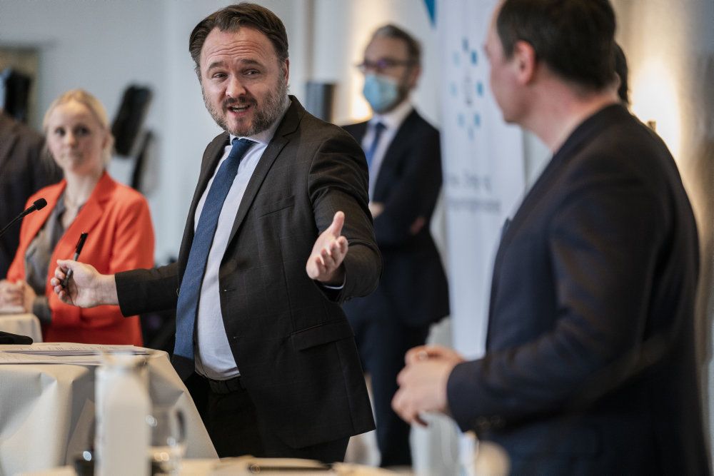Klimaminister Dan Jørgensen (S) afviser kritik fra Klimarådet, som ikke finder det godtgjort, at Danmark kan nå målet om at skære 70 procent af CO2-udledningen i 2030 (Arkivfoto)