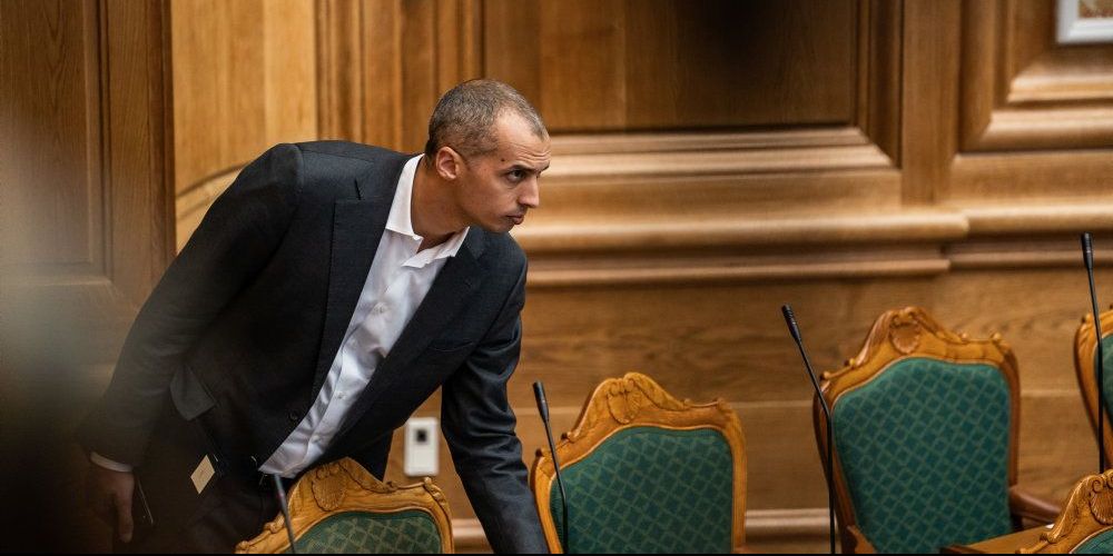 Udlændinge- og integrationsminister Mattias Tesfaye (S) ønsker at dobbelt så mange personer skal sendes hjem på repatrieringsordningen. (Arkiv)