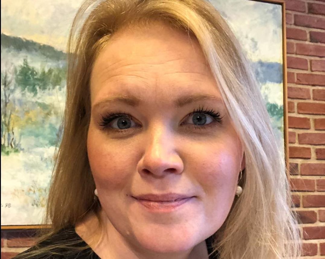 Byrådsmedlem Natasha Stenbo Enetoft (V) er blevet udsat for seksuel chikane og følte, at hun stod ret alene som krænket.