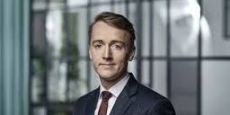Niklas Praefke, cheføkonom hos Lederne advarer mod, hvis kommunerne blot erstatter statslige regler ved frikommuneforsøg.