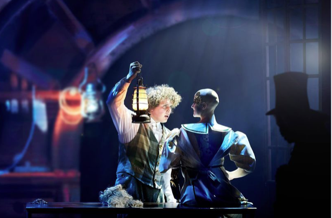 Fra 2021 skal Fredericia Musicalteater producere og præsentere et musicalrepertoire. Forestillingerne kan bestå af både nye produktioner og genopsætninger af repertoiret fra det tidligere Fredericia Teater, og teatret skal også producere musicals for børn.
Billedet stammer fra verdenspremieren på mareridtsmusicalen Ole Lukøje 27. februar 2015.