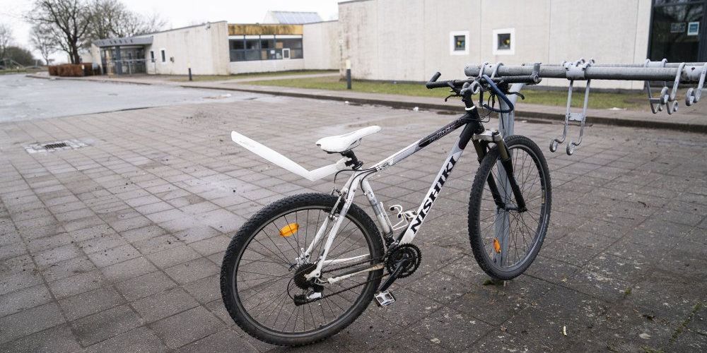 Fra 1. marts - på mandag - kan afgangseleverne igen se skolerne fra den indvendige side. I hvert fald i Nord- og Vestjylland, hvor eleverne får mulighed for at vende tilbage med undervisning hver anden uge. På Bornholm kan alle eleverne i grundskolen vende tilbage. (Arkiv)