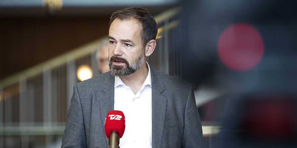 KL's formand Jacob Bundsgaard må forberede sig på massiv kritik, fordi kommunerne har brugt 2,7 mindre end budgetteret på service i 2020.