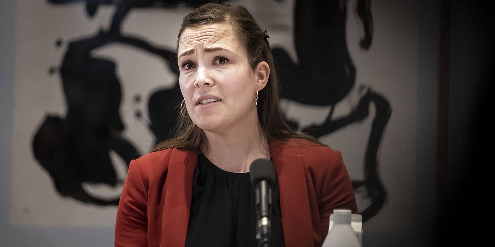 SF, Venstre og Radikale vil nu have social- og ældreminister, Astrid Krag (S), til at tage stilling til rimeligheden i at bruge et kunstigt lavt budgettal til at illustrere en vækst i udgifterne på voksenhandicap-området.