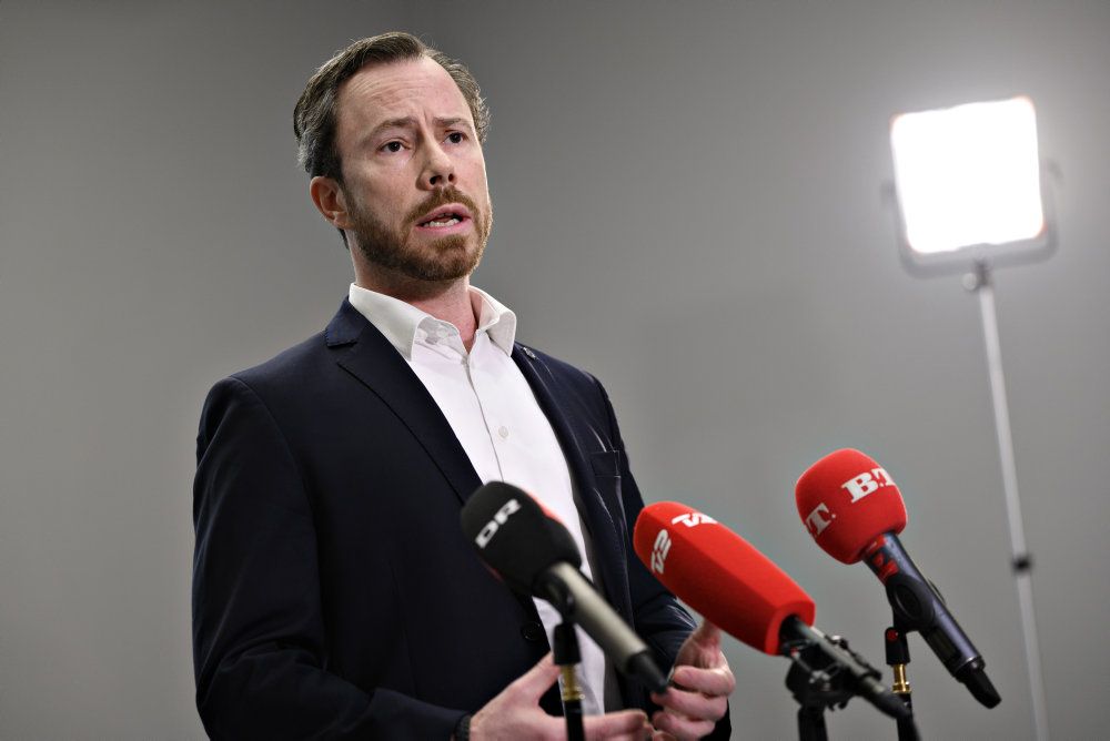Venstres formand Jakob Ellemann-Jensen mener, at tirsdagens aftale genåbner for lille en del af samfundet. (Arkivfoto)