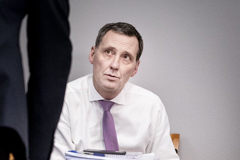 Justitsminister Nick Hækkerup (S) fik lavet en 1. maj video af sit embedsværk. Det strider mod reglerne og ministeriet beklager.