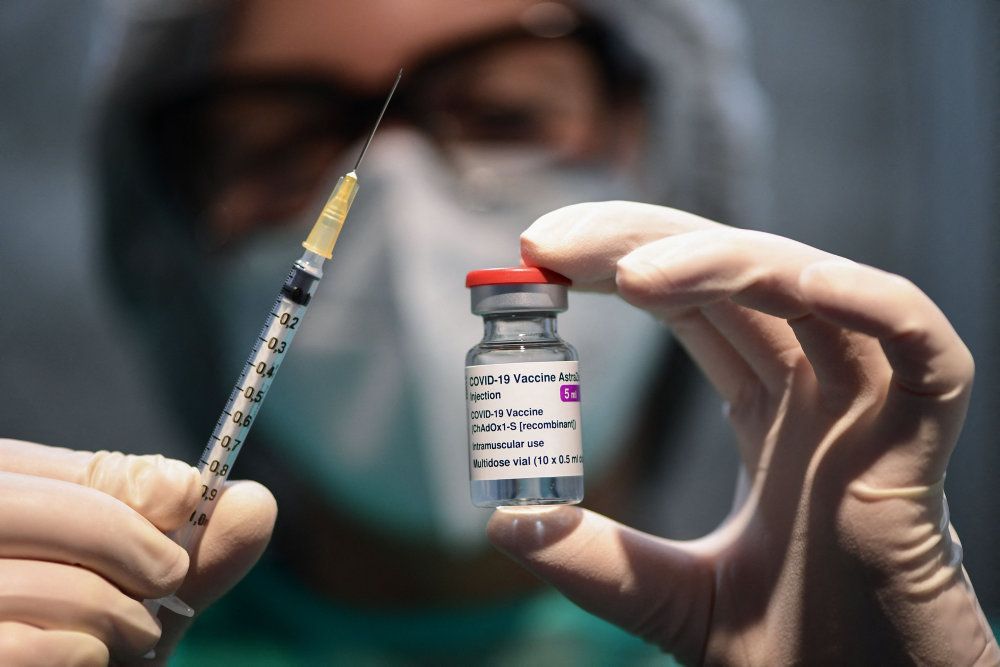 De danske sundhedsmyndigheder har torsdag besluttet at sætte vaccinationer med AstraZeneca-vaccinen på pause de næste 14 dage. (Arkivfoto)