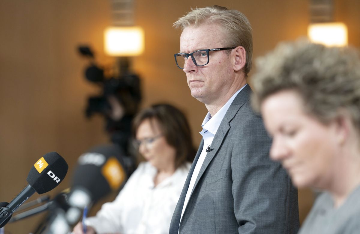 Der blev udtrykt et stort ønske om oprydning i Fredericia Kommunes forvaltning, da borgmester Steen Wrist (S), viceborgmester Susanne Eilersen (DF)og fungerende kommunaldirektør Camilla Nowak Kirkedal fredag formiddag fremlagde konklusioner.