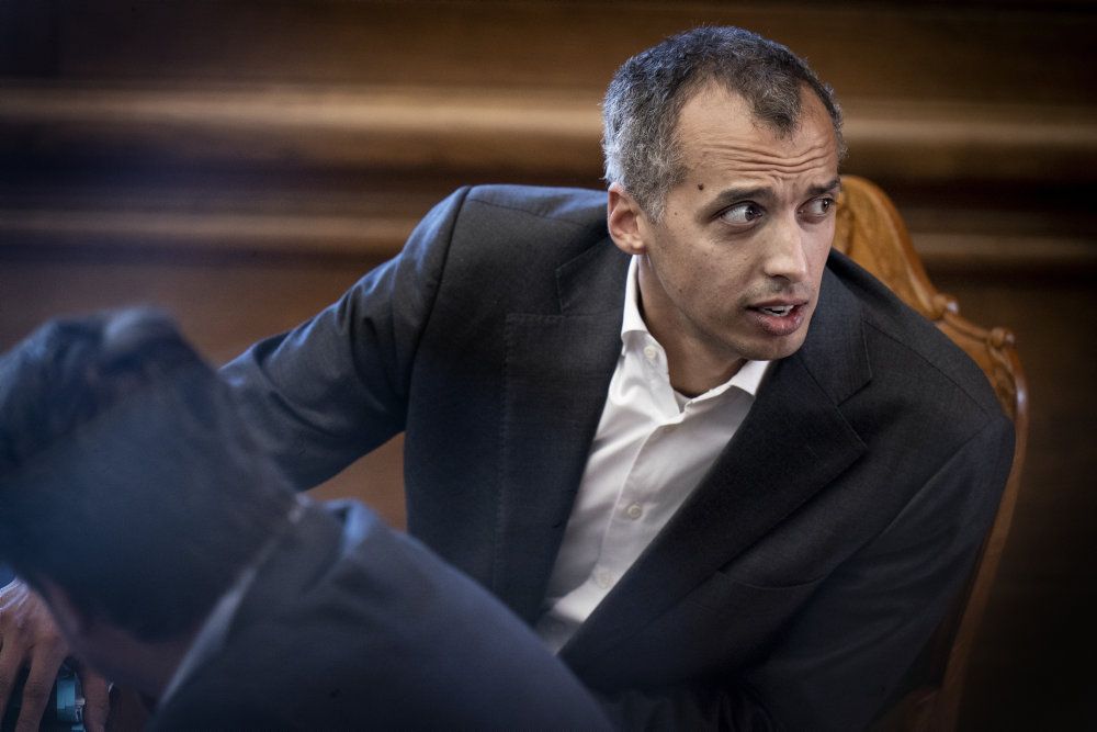 hvis et land ikke vil tage imod egne statsborgere, hvis de er udvist ved for eksempel at have lavet kriminalitet i Danmark, så giver det ikke mening, at vi bliver ved med at udstede visum til sådan et land, siger Mattias Tesfaye, som har skrevet et brev til EU-Kommissionen.
