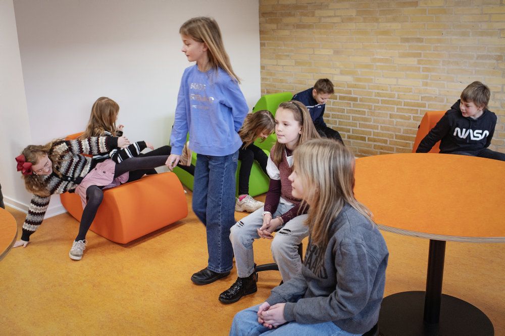 Kun en uge nåede eleverne at være tilbage i skole i Ishøj Kommune, før skolerne blev lukket igen. Mandag kan de vende tilbage.