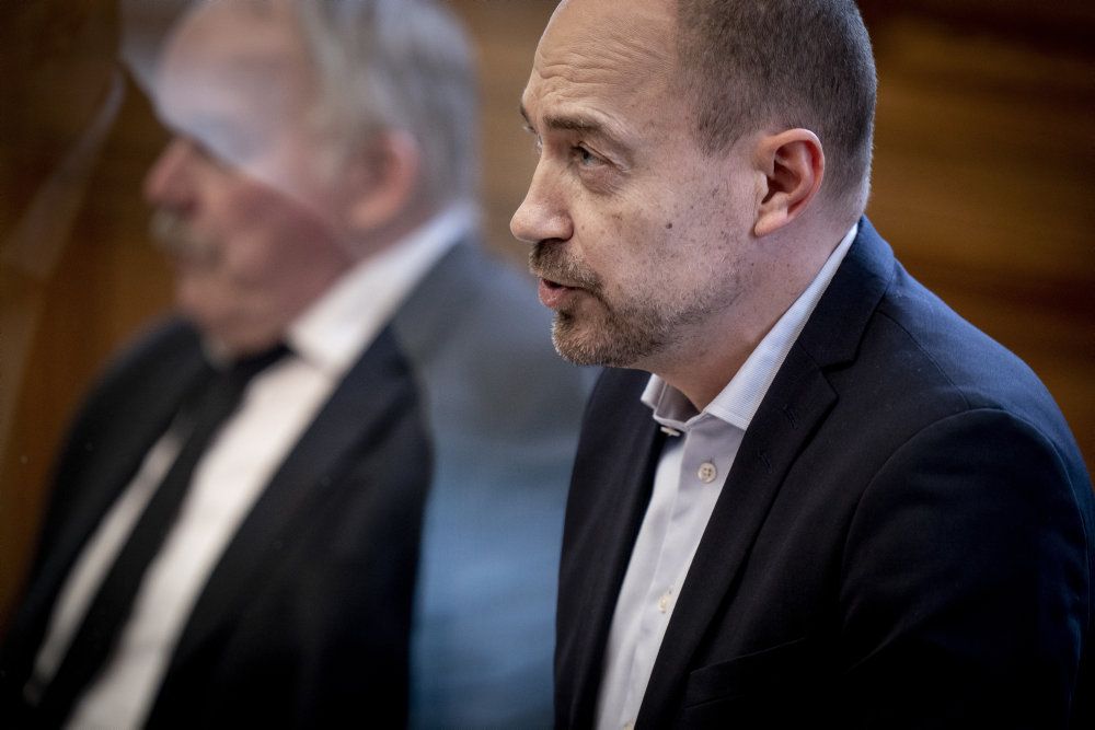 Sundhedsminister Magnus Heunicke (S) skriver på Twitter, at det tredje tilfælde af P1-varianten af coronavirus er fundet i Danmark.