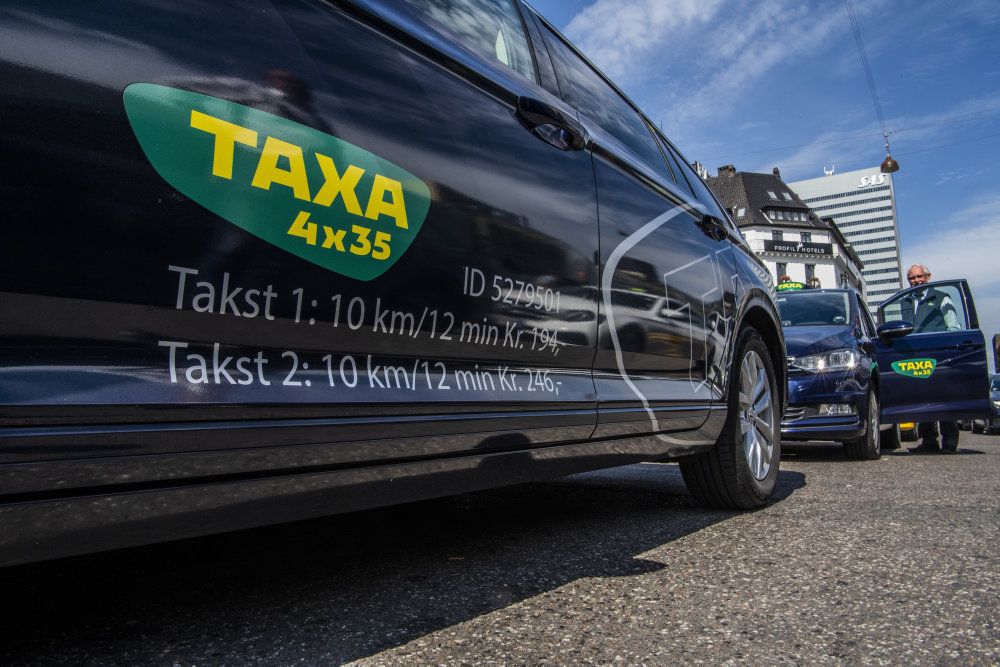 Taxiloven bliver ændret, så kommende chauffører skal kunne bevise danskkundskaber.