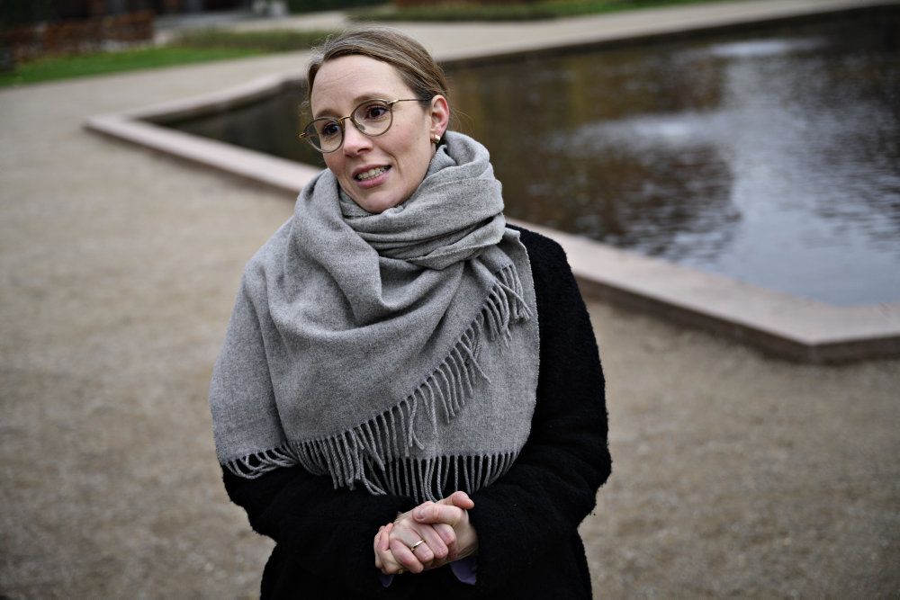 Miljøminister Lea Wermelin (S) skriver onsdag, at det ikke er godt nok, at køer er døde af sult på offentlige arealer.