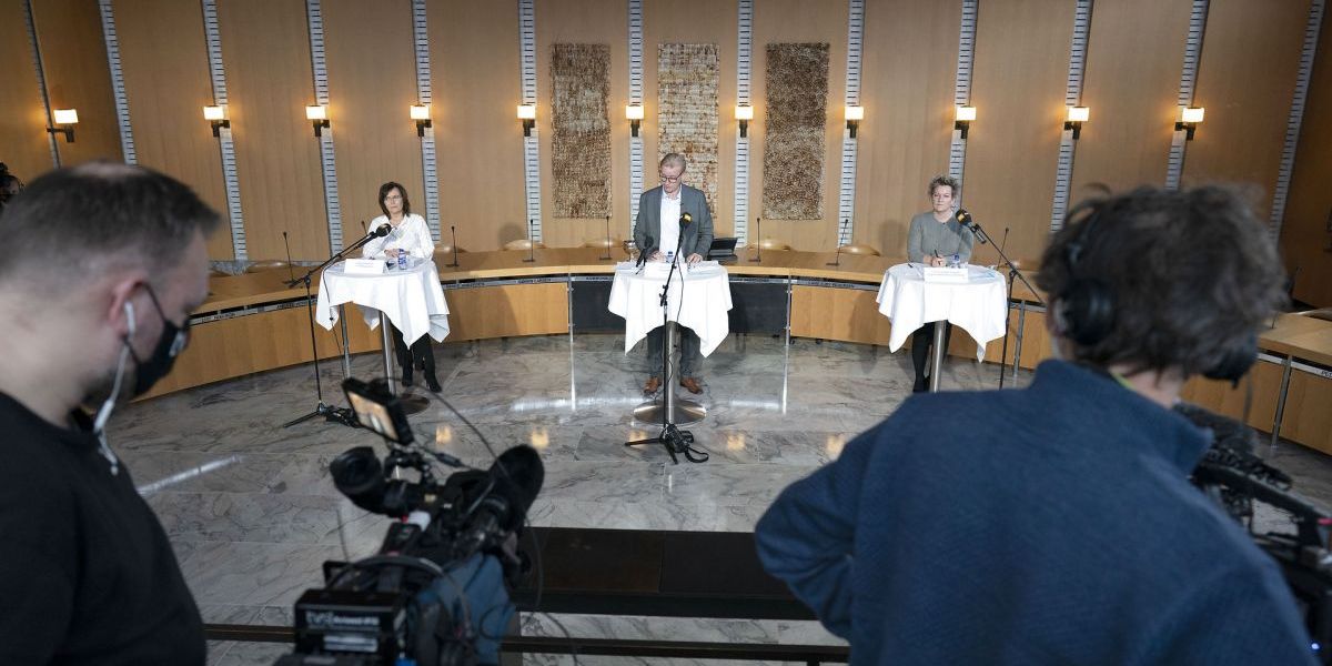 12. marts præsenterede borgmester Steen Wrist, 1. viceborgmester Susanne Eilersen og fungerende kommunaldirektør Camilla Nowak Kirkedal resultaterne af advokatundersøgelsen på et pressemøde.