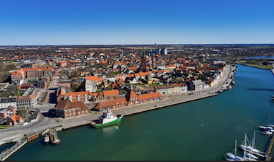 Lolland Kommune, Realdania og A. P. Møller Fonden har til sammen afsat 150 millioner kroner til initiativet Nakskov 2030, der er et ambitiøst udviklingsprojekt, som gerne skulle sende den gamle købstad og levende industriby godt ind i fremtiden.