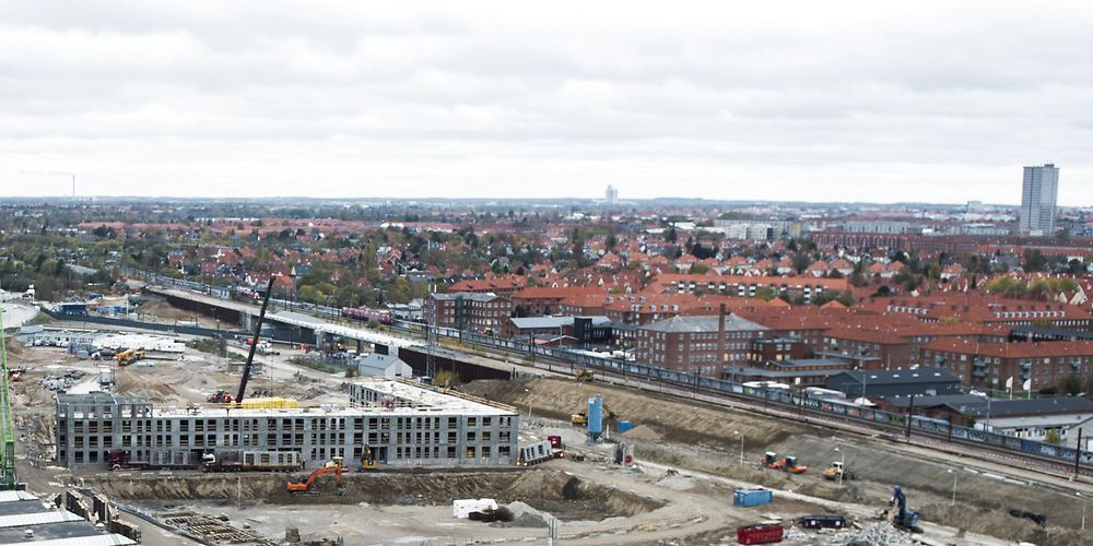 Det er bedre for samfundsøkonomien at bygge i København end i resten af landet, konkluderer Det Økonomiske Råd i ny produktivitetsrapport.