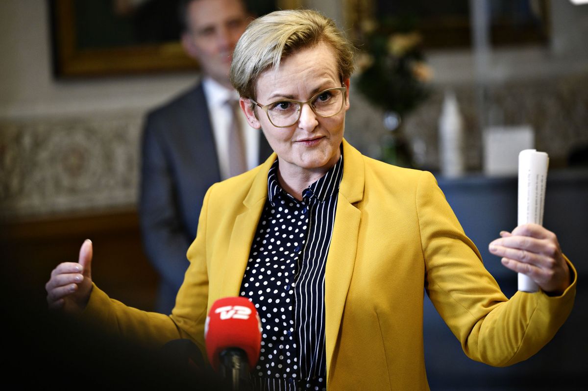 Det er meget nødvendigt at holde høje med, hvordan eleverne klarer coronakrisen fagligt set, mener undervisningsminister Pernille Rosenkrantz-Theil (S).