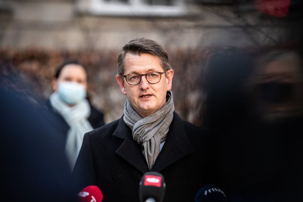 Torsten Schack Pedersen og Venstre bakker op om statsministerens tanker omkring dansk vaccineproduktion. Men Venstre vil høre mere om planerne, som fortsat er noget ukonkrete. (Arkivfoto)