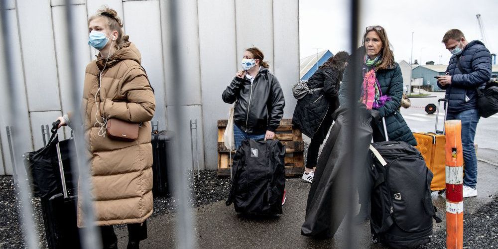 Smittetallene på Bornholm har været meget lave trods genåbning siden 1. marts. Turister og besøgende over påsken kan måske ændre dette, siger ekspert.