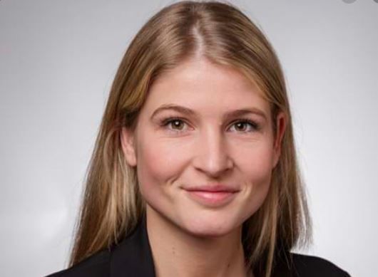 Holbæk Kommune med borgmester Christina Krzyrosiak Hansen (S) i spidsen vil udskifte kommunens bilpark fra fossilt brændstof til el.