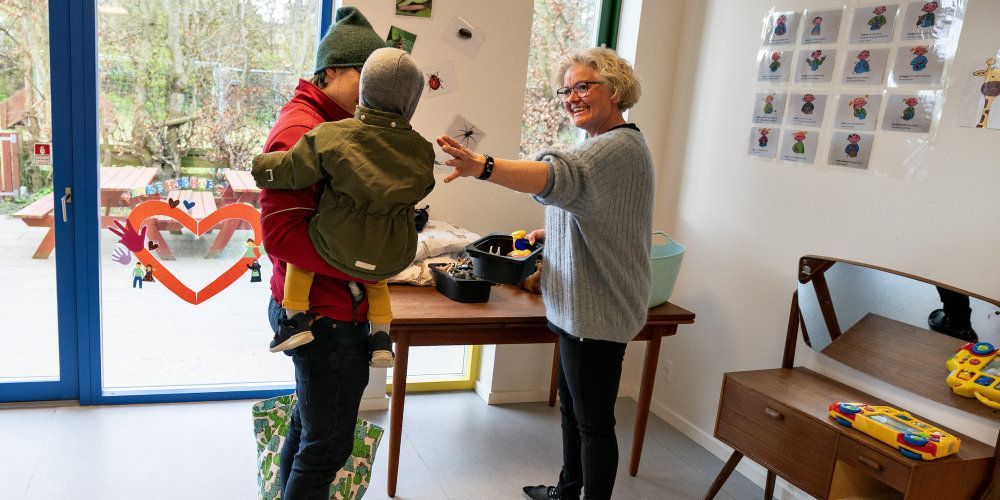 Børns hjerner udvikler sig i takt med deres erfaringer, så den nye årgang af børn født under coronakrisen er mere tilbageholdende end tidligere.