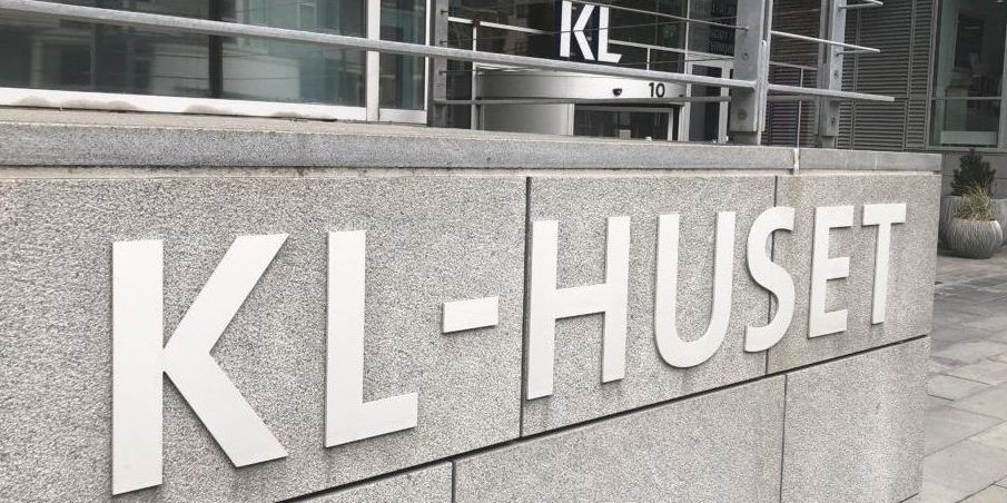 Kommunerne har brugt 2,55 milliarder mindre på service i 2020 end de måtte. Dermed er den kommunale service målt i kroner og ører ikke steget siden VLAK-regeringen, når man ser bort fra stigende udgifter til flere børn og ældre.