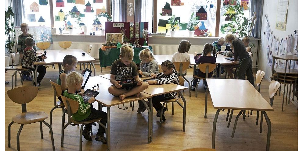 Det har skabt ramaskrig i kommune, da det blev kendt, at det fremover kun er en enkelt SFO ud af i alt fem, der skal holde åbent i fire-fem ferieuger om året. Men beslutningen var ikke politisk afklaret, og forvaltningen beklager nu.