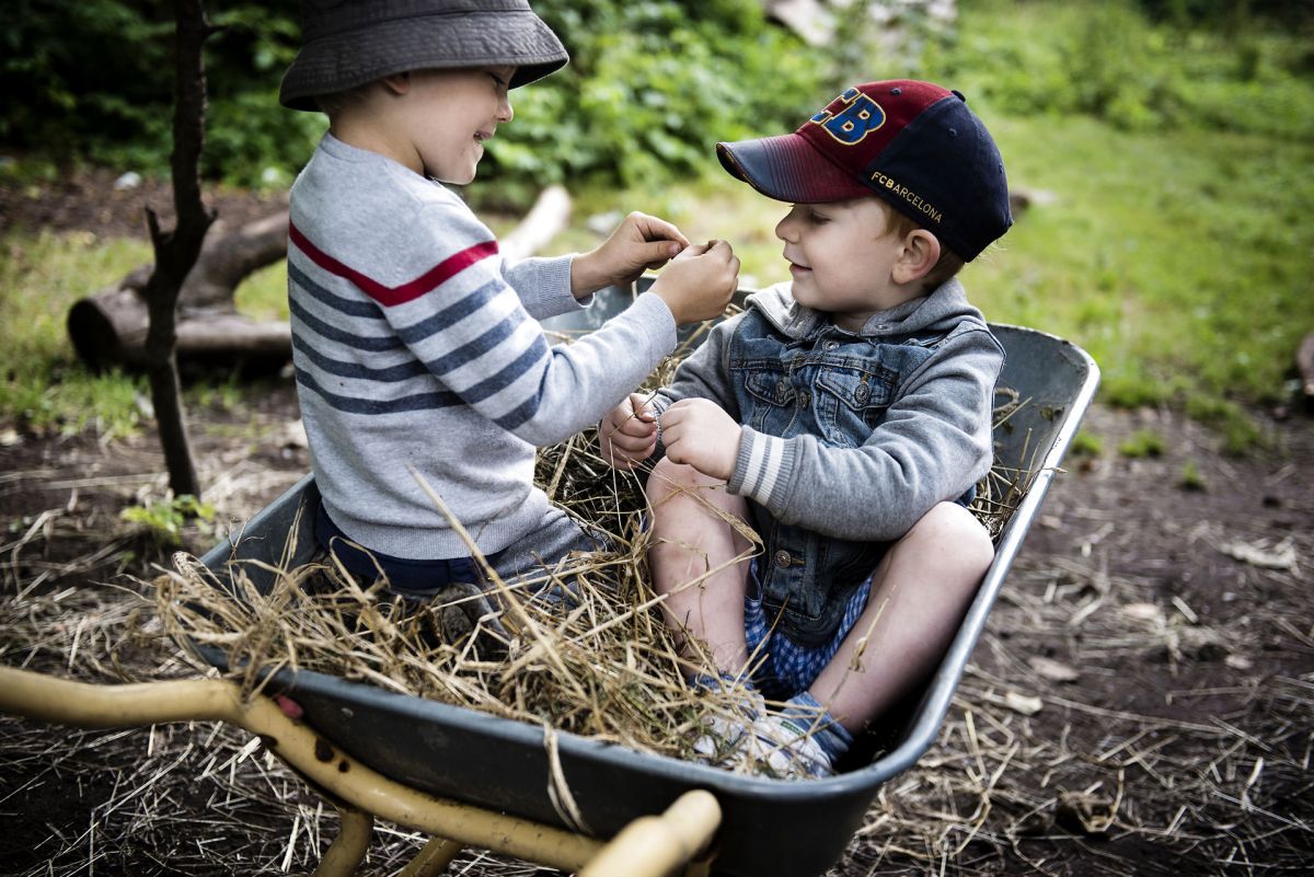 To alternativer til det traditionelle kommunale dagtilbud, som giver forældrene et frit valg mellem forskellige dagtilbud, er under et voldsomt pres. (modelfoto)