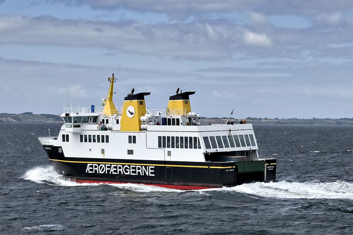 En sag om en fyret overstyrmand har fået ombudsmanden til at se kritisk på en vejledning fra Ærø Kommune.