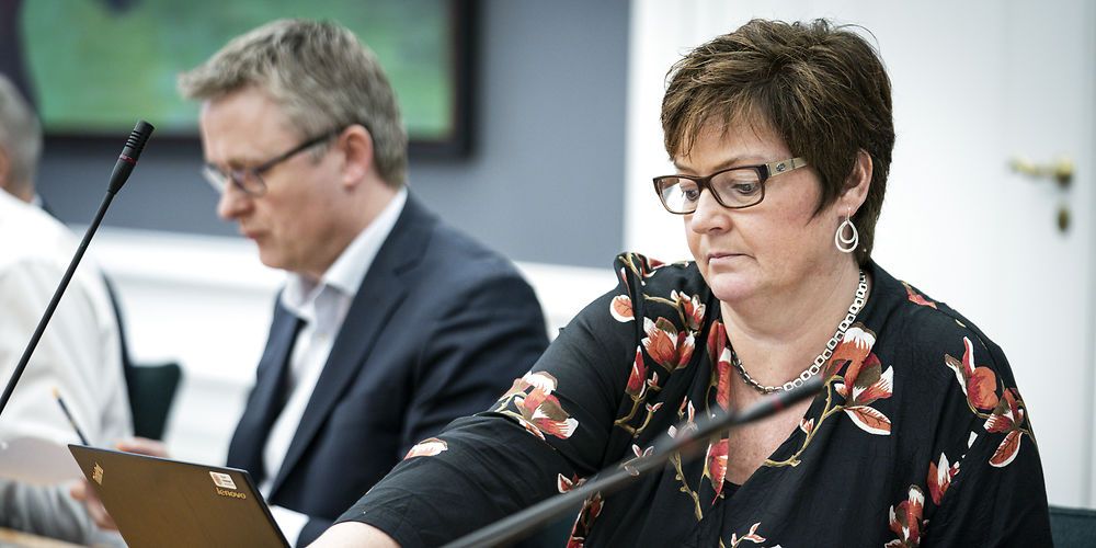 Venstres kommunalordfører Anni Matthiesen har kaldt indenrigs- og boligminister Kaare Dybvad (S) i samråd om sagen om betalingsfolketallet, som er en central del af den udligningsreform, der blev gennemført for et år siden.
